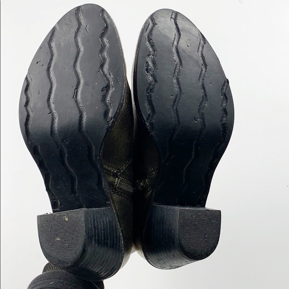 OTBT Bexar Boot in Gold - Picture 8 of 8